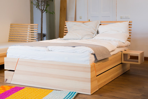 Kiezbett Showroom Stauraumbett